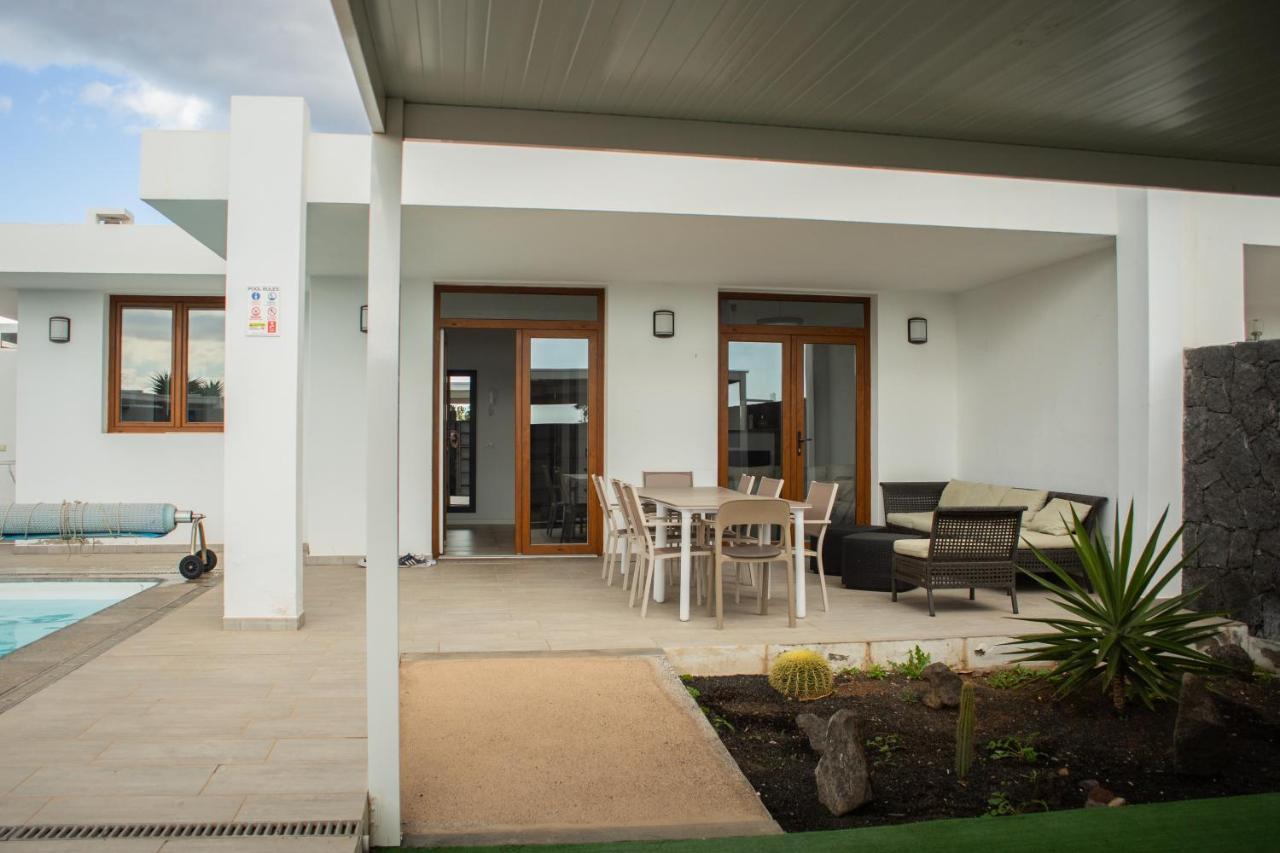 Villa Blanca Playa Blanca  Exterior photo